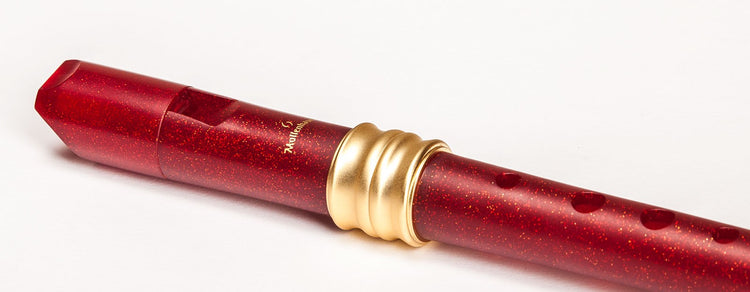 Dream Descant in red glitter resin