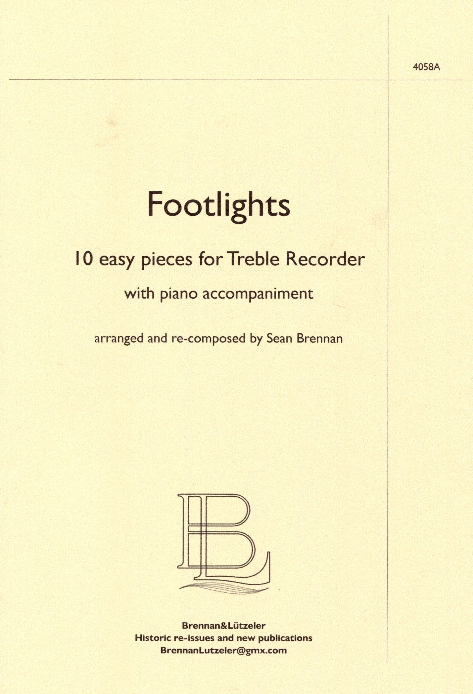 Footlights 10 Easy pieces for Treble Recorder